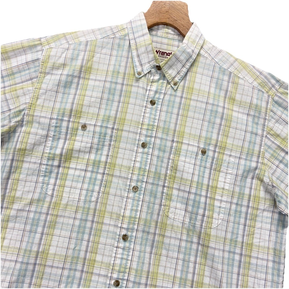 Wrangler Rugged Wear Shirt Mens XL Short Sleeve Tartan Plaid Wrinkle Resistant